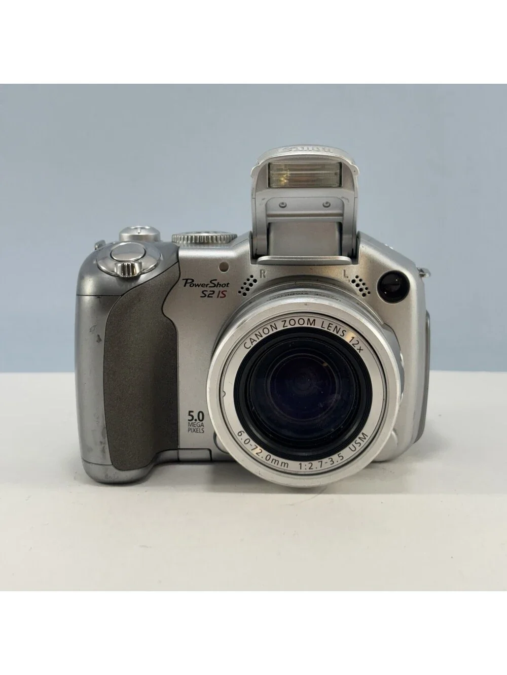 Canon PowerShot S2 IS 5MP 12x Zoom Digital Camera [AS-IS Parts/Repair]